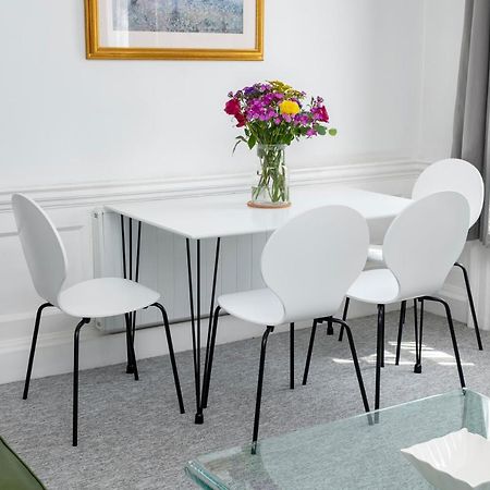 Super City Centre Apartment - Two Bedrooms, Perfect Location Bath Exterior photo