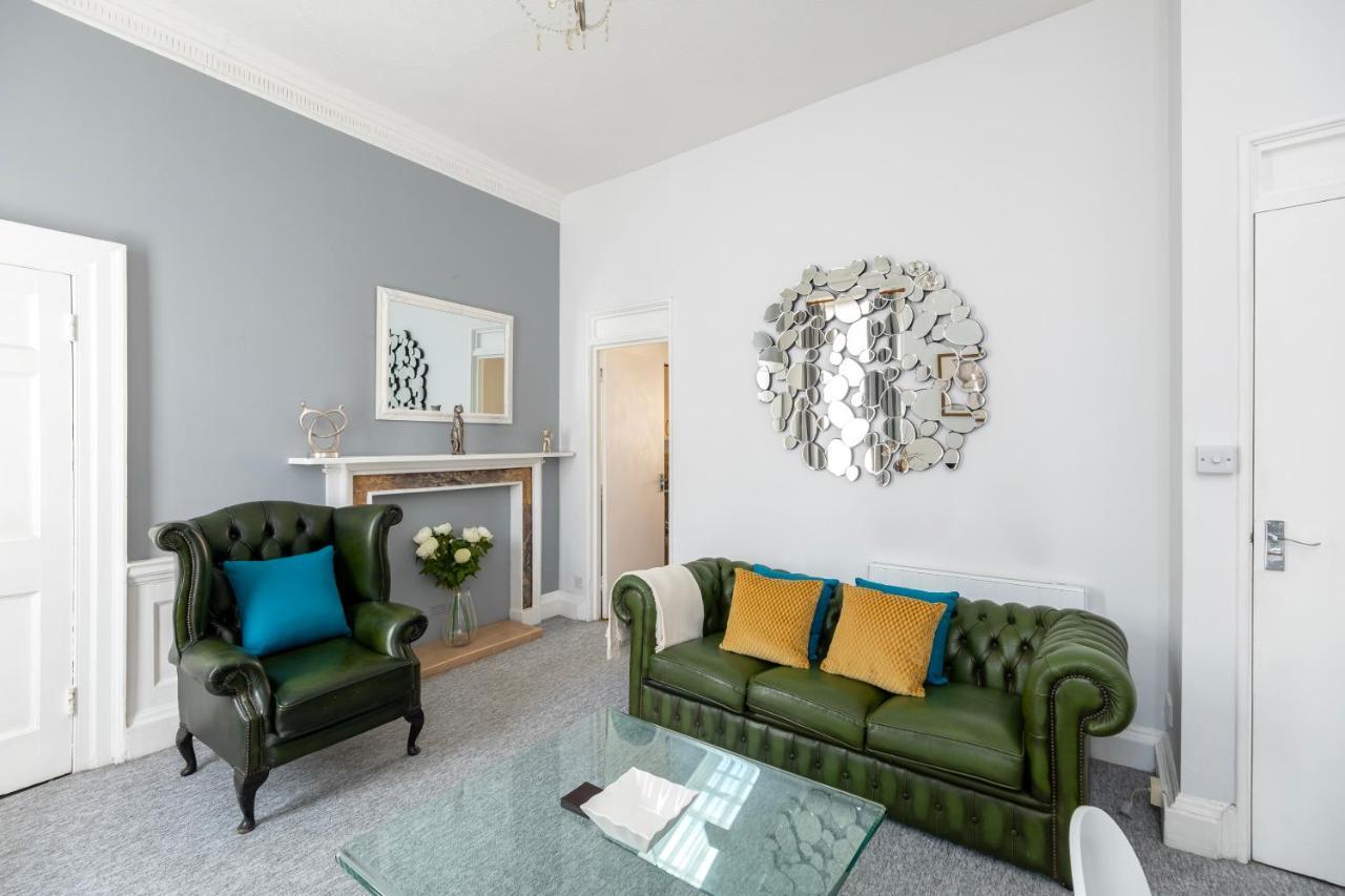 Super City Centre Apartment - Two Bedrooms, Perfect Location Bath Exterior photo